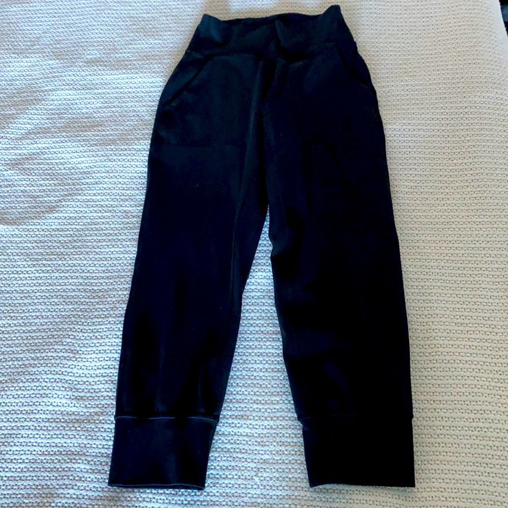 Black lululemon joggers